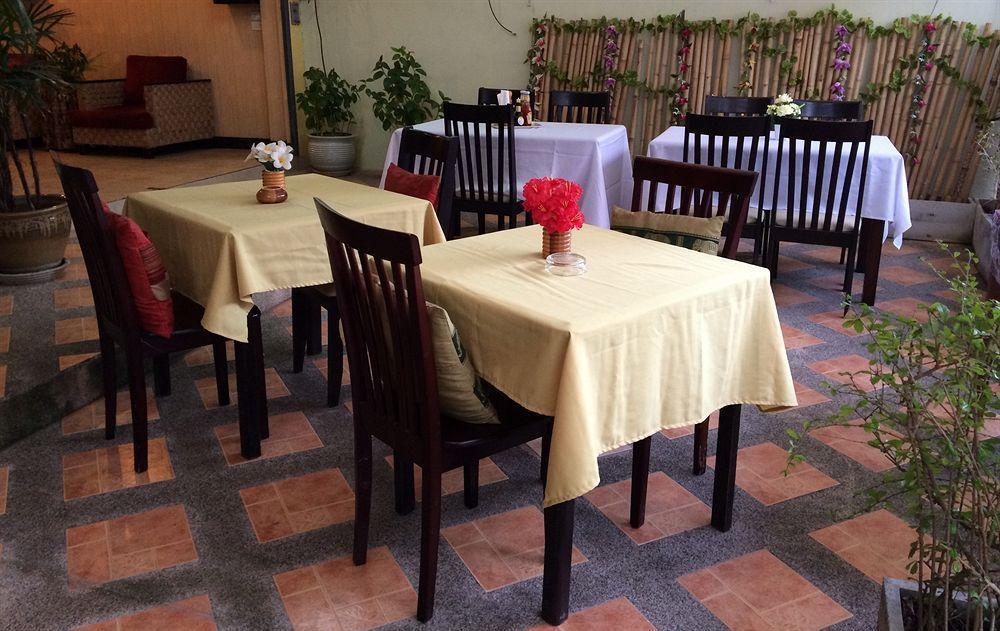 Patong Bay Guesthouse Экстерьер фото