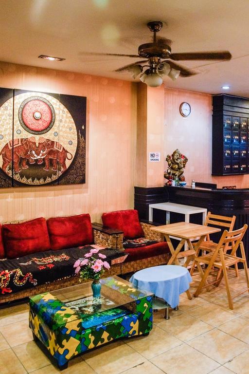 Patong Bay Guesthouse Экстерьер фото