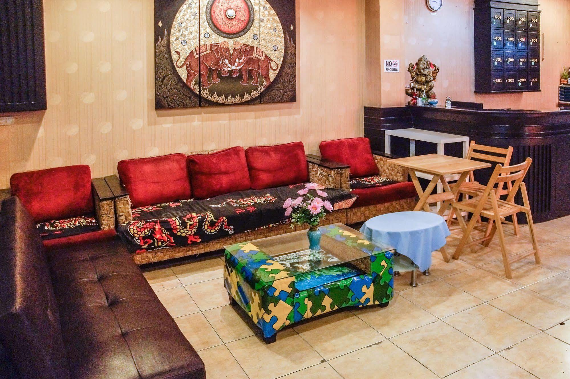 Patong Bay Guesthouse Экстерьер фото