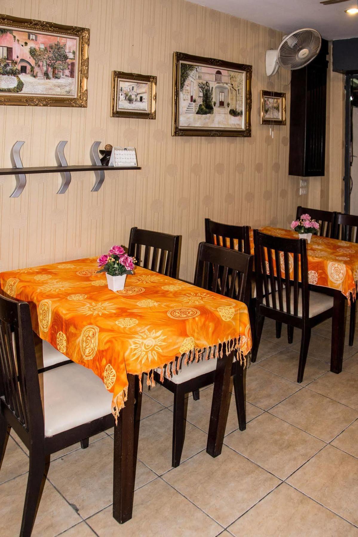 Patong Bay Guesthouse Экстерьер фото